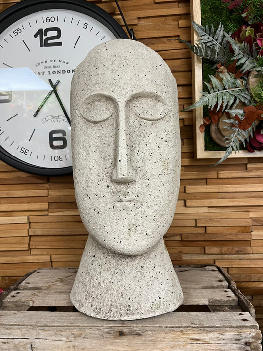 Statut visage effet pierre