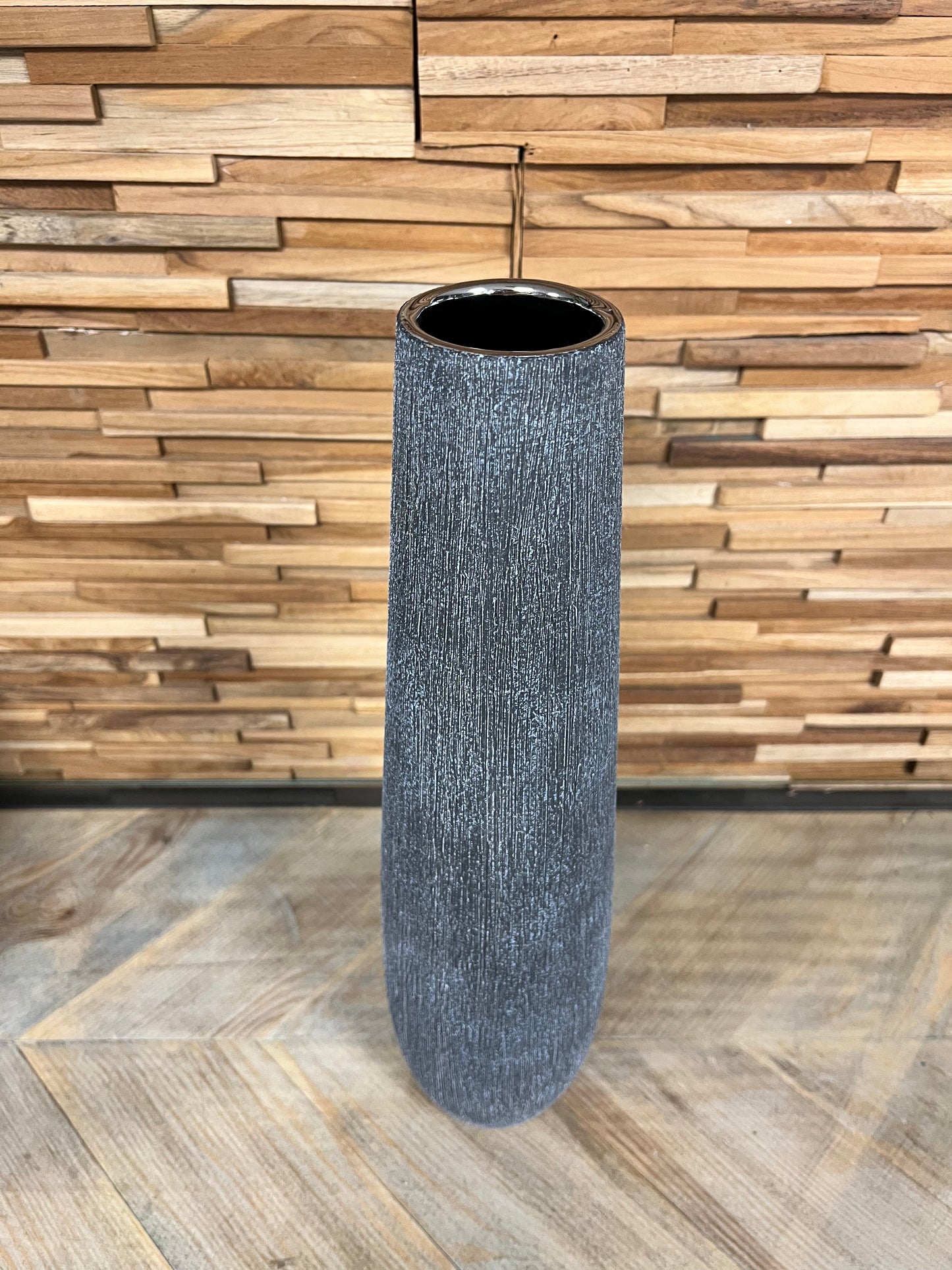 Vase texturé gris anthracite