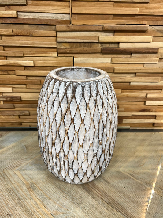 Vase en bois