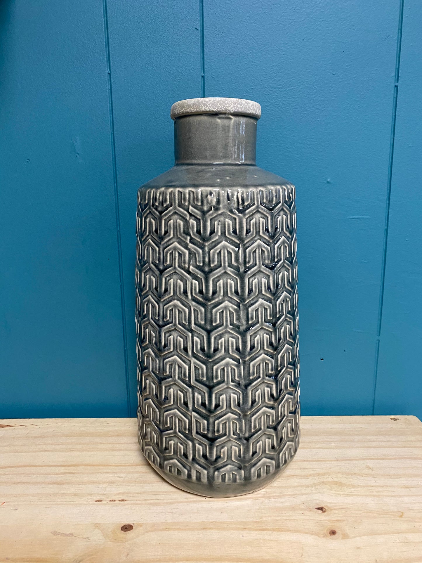 Vase gris